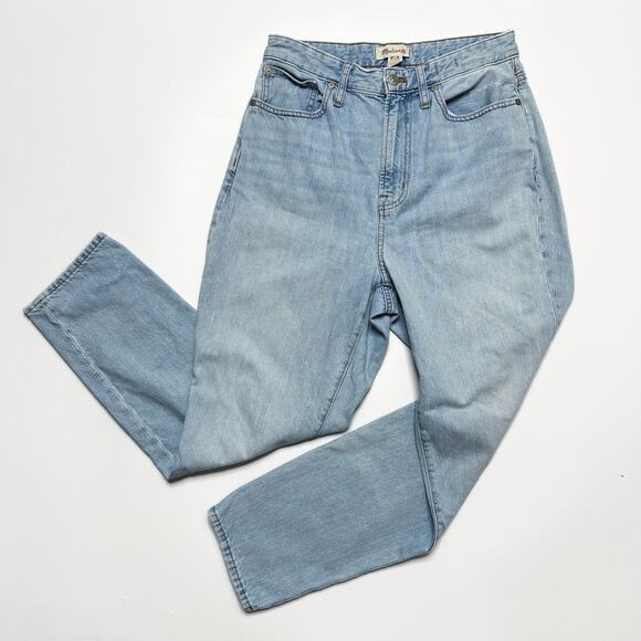 Madewell The Curvy Perfect Vintage Fitzgerald Light Wash Denim High Rise Jeans - Picture 4 of 16